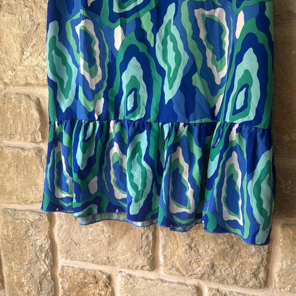 Colorful Dress with Ruffle Sleeves - Picture 5 of 9